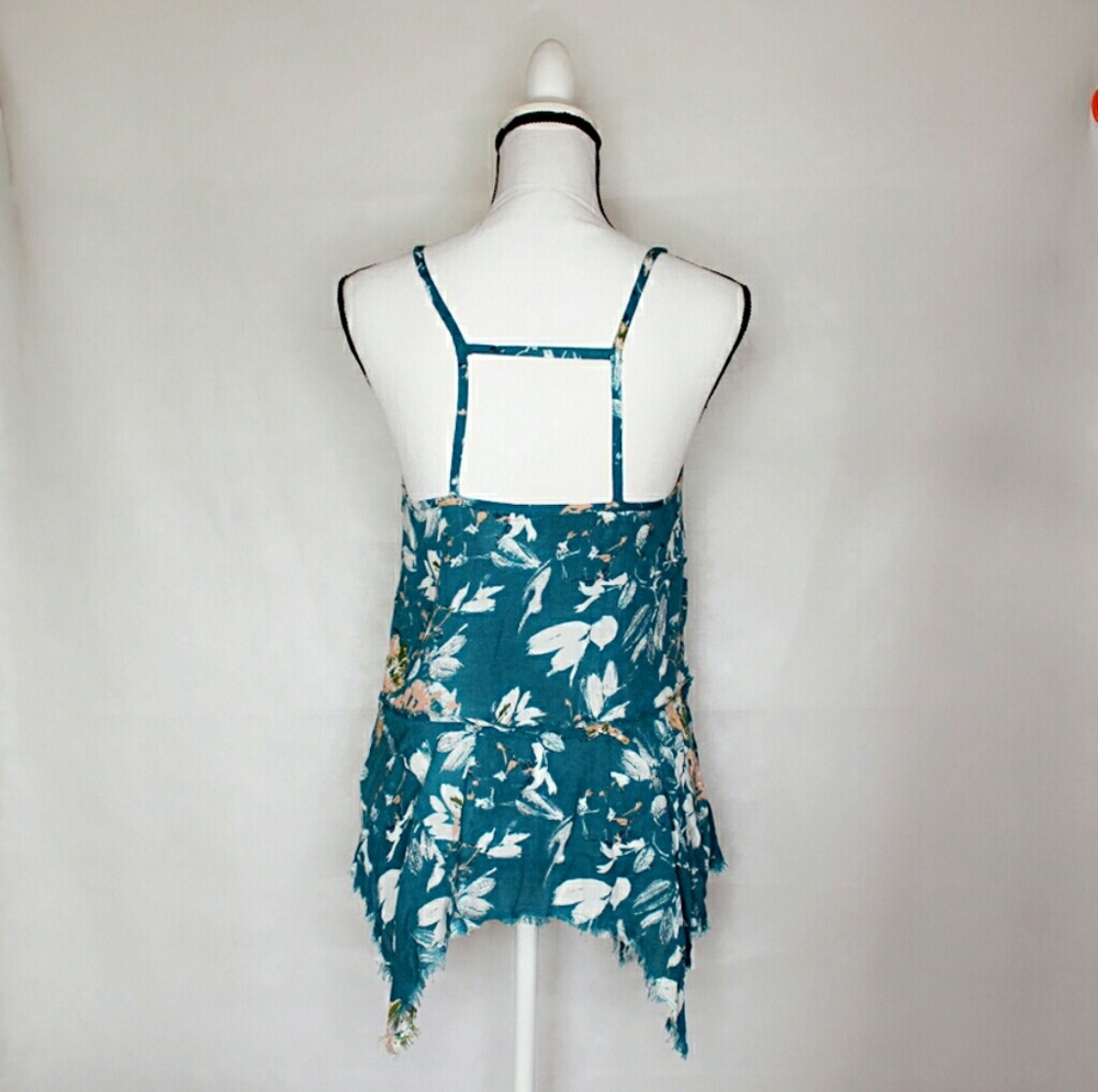 Melrose and Market Teal Floral Asymmetrical Tank - Picture 4 of 8